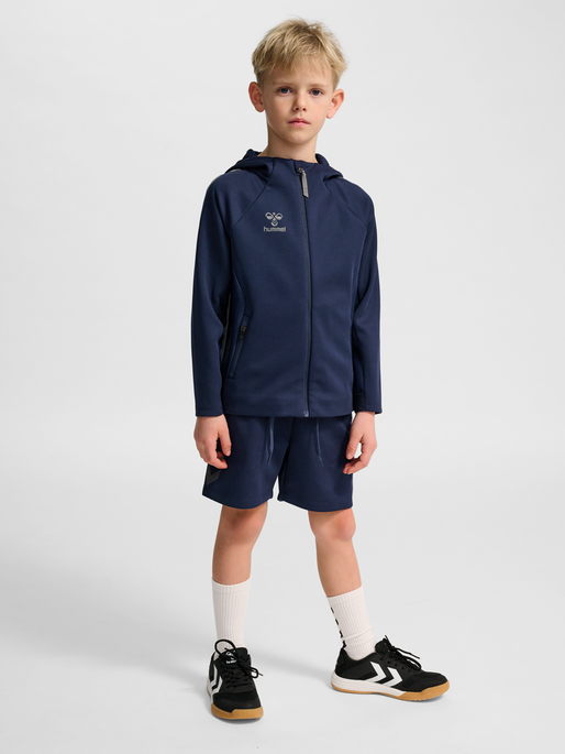 hmlCIMA 2.0 ZIP HOODIE KIDS, MARINE, model