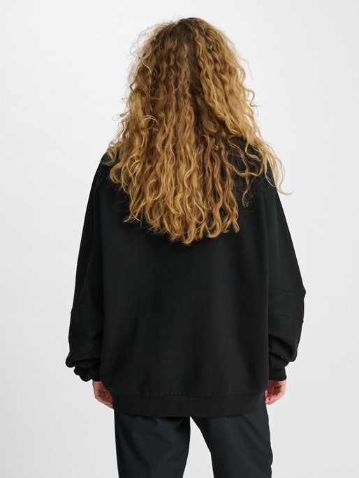 hmlOVERSIZED CREW HSW, BLACK, model