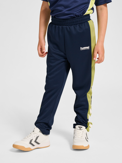 hmlJR GOAL PANTS, DRESS BLUES, model