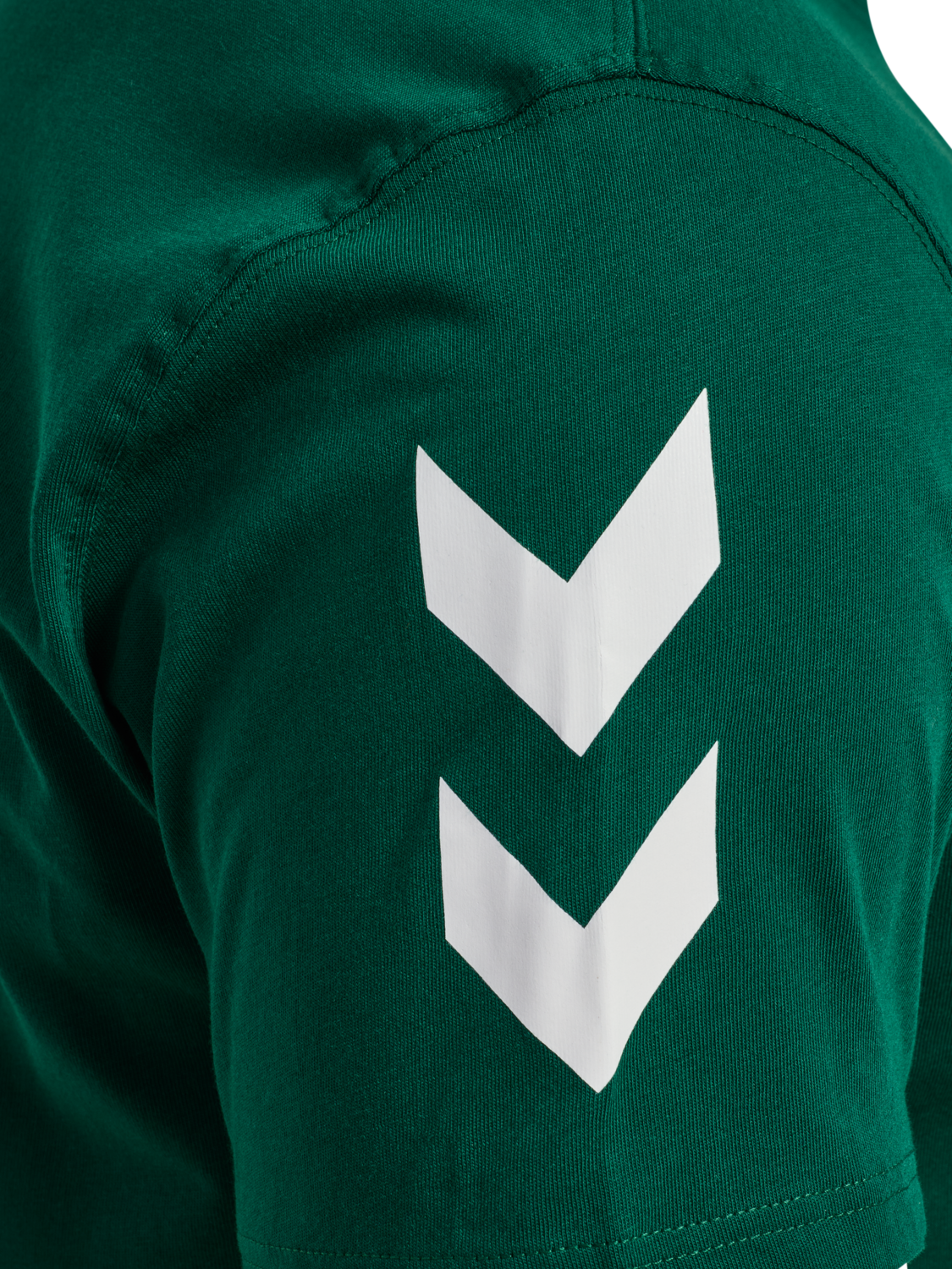 hmlGO 2.0 CHEVRON T-SHIRT S/S, EVERGREEN, packshot