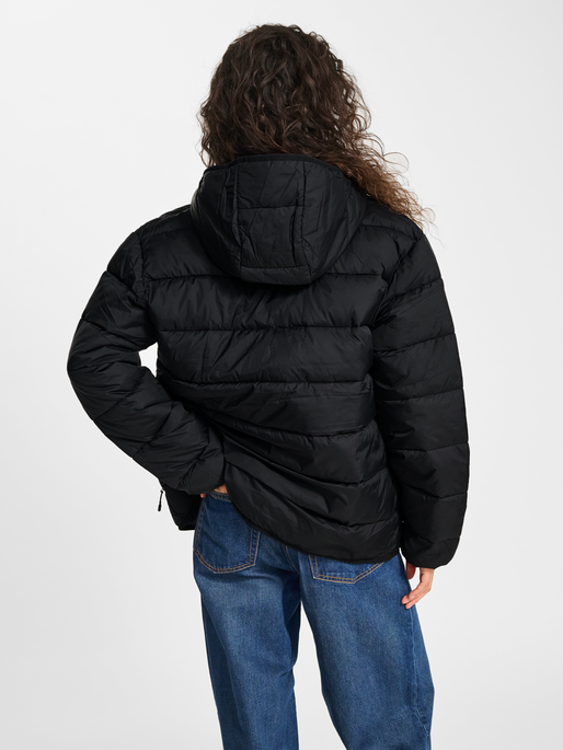 hmlLIGHTWEIGHT PUFFER JACKET, BLACK, model