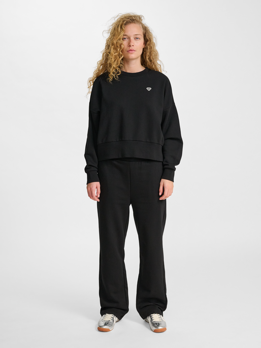 hmlLOOSE W SWEATPANTS BEE, BLACK, model