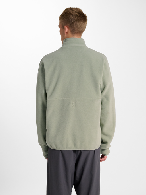 hmlPULSE FLEECE JACKET, SEAGRASS, model