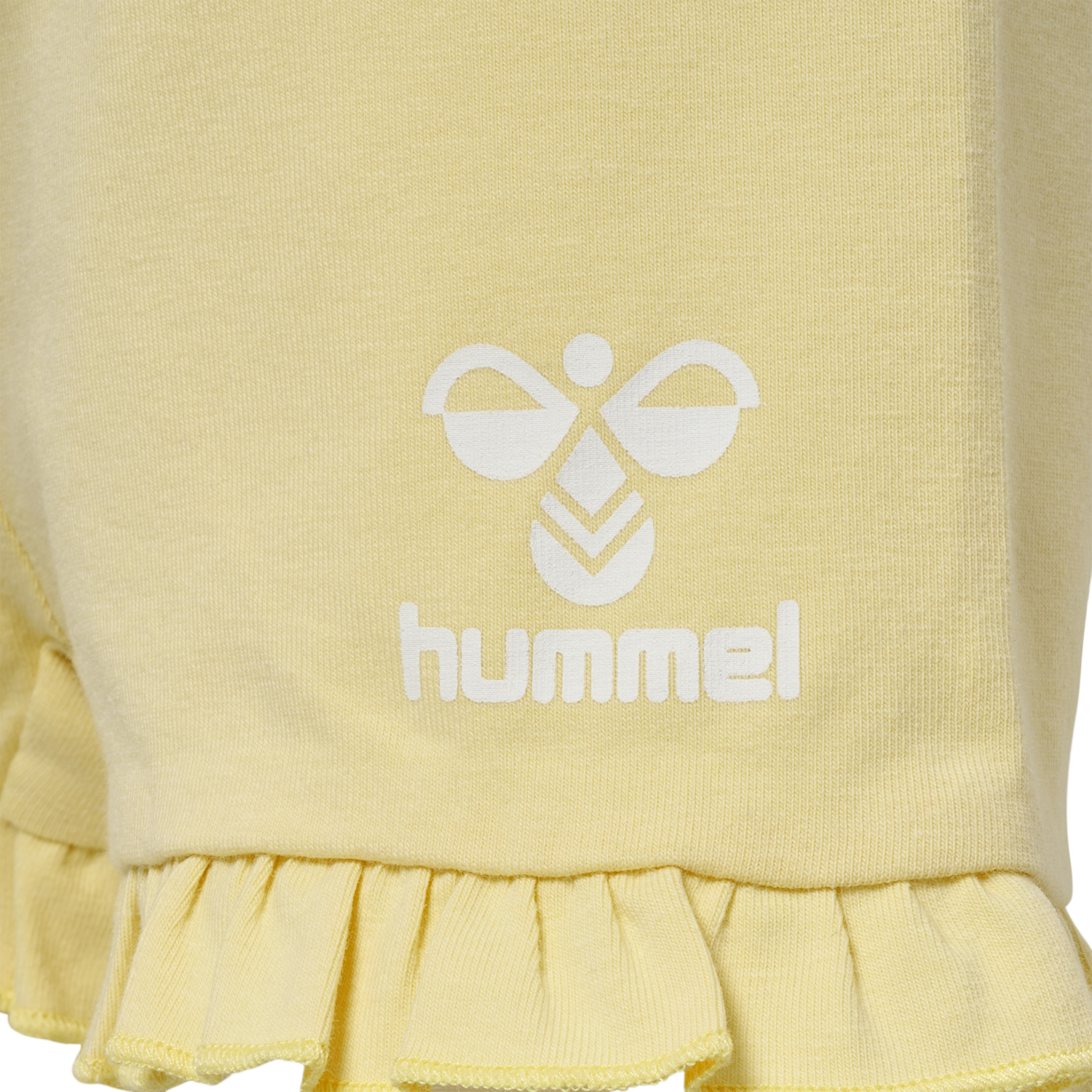 hmlDREAM RUFFLE SHORTS, ITALIAN STRAW, packshot