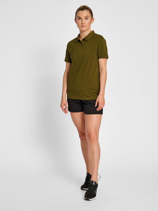 hmlRED CLASSIC POLO WOMAN, DARK OLIVE, model