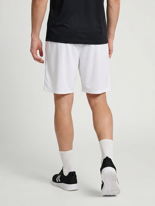 hmlESSENTIAL SHORTS, WHITE, model