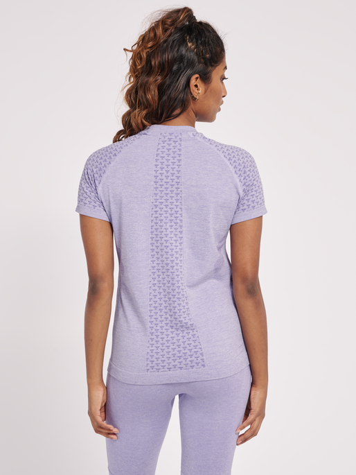 hmlCI SEAMLESS T-SHIRT, LAVENDER MELANGE, model