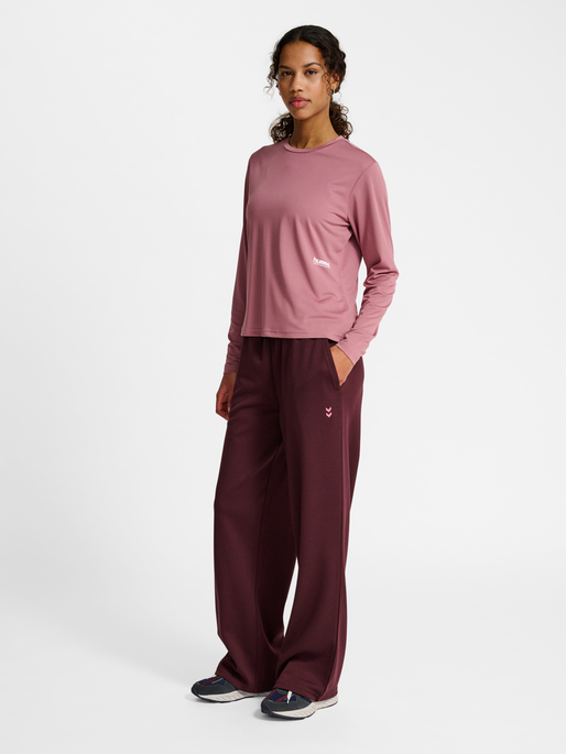 hmlPULSE WORKOUT W T-SHIRT L/S, WISTFUL MAUVE, model