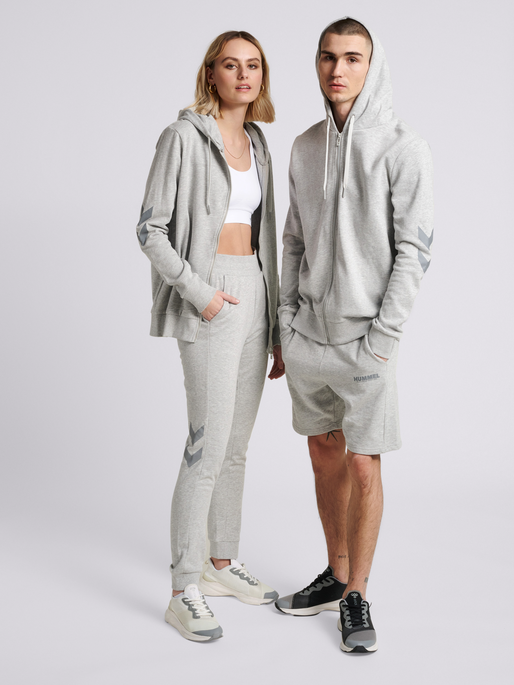 hmlLEGACY ZIP HOODIE, GREY MELANGE, model