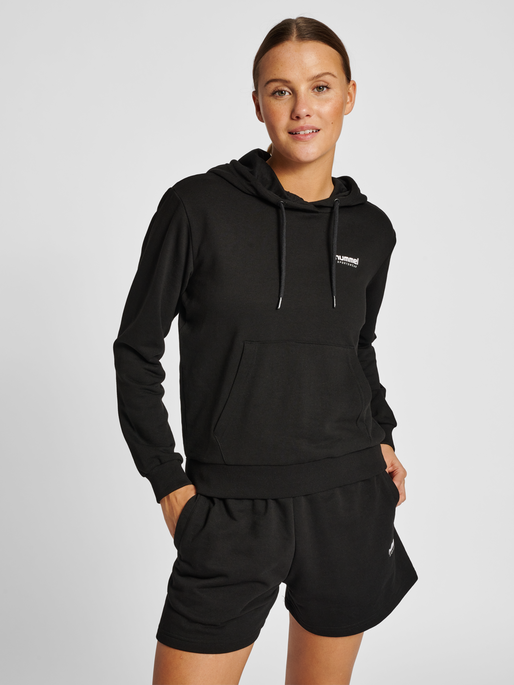 hmlLGC SHAI HOODIE, BLACK, model