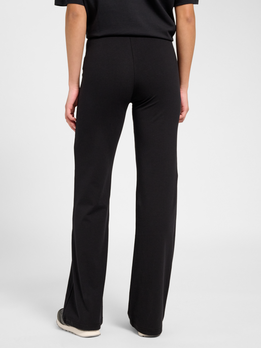 hmlSOFT FLARE TIGHTS, BLACK, model