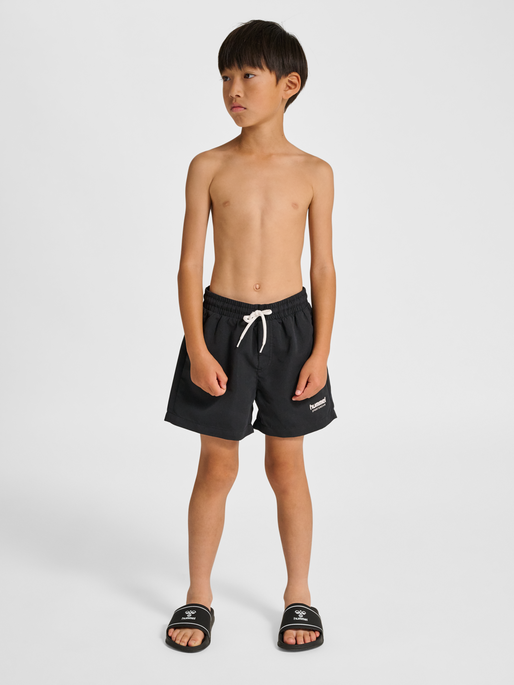 hmlJR REG BOARD SHORTS, BLACK, model