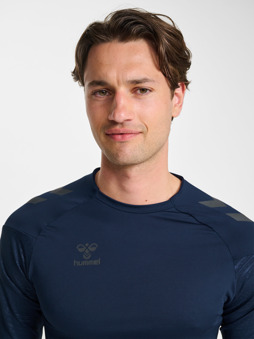 hmlPRO TRAINING CREW SWEAT, MARINE, model