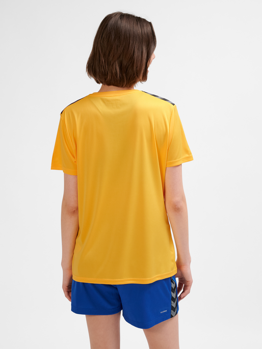 hmlAUTHENTIC PL JERSEY S/S WOMAN, SPORTS YELLOW/TRUE BLUE, model
