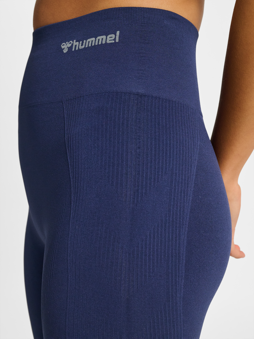 hmlTIF SEAMLESS HIGH WAIST TIGHTS, BLACK IRIS, model