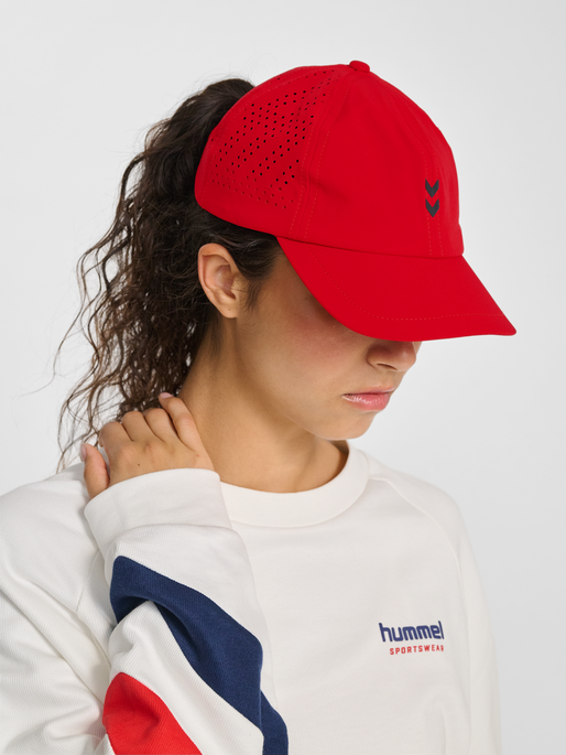 hmlPULSE  SPORTS CAP, MARS RED, model