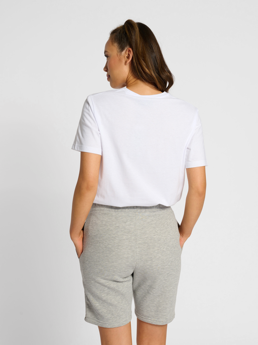 hmlCHANGE STRIPE T-SHIRTS, 9001, model