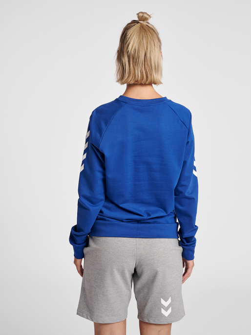 HMLGO COTTON SWEATSHIRT WOMAN, TRUE BLUE, model