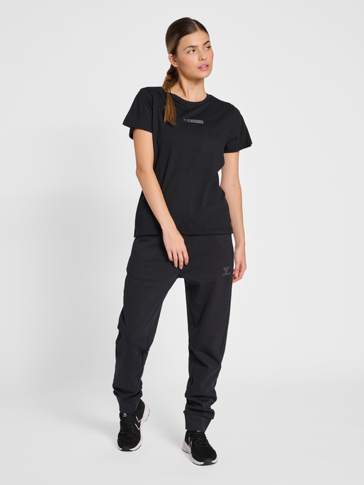 hmlOFFGRID TEE S/S WO, JET BLACK/FORGED IRON, model