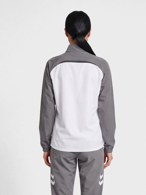 hmlLEAD 2.0  WOVEN JACKET WOMAN, WHITE/STEEL GRAY, model