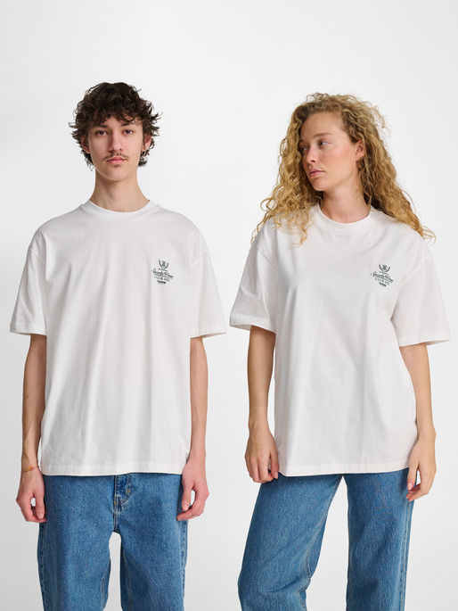 hmlLOOSE TEE S/S CLUB SPORTSWEAR, WHITE/DARK GREEN, model