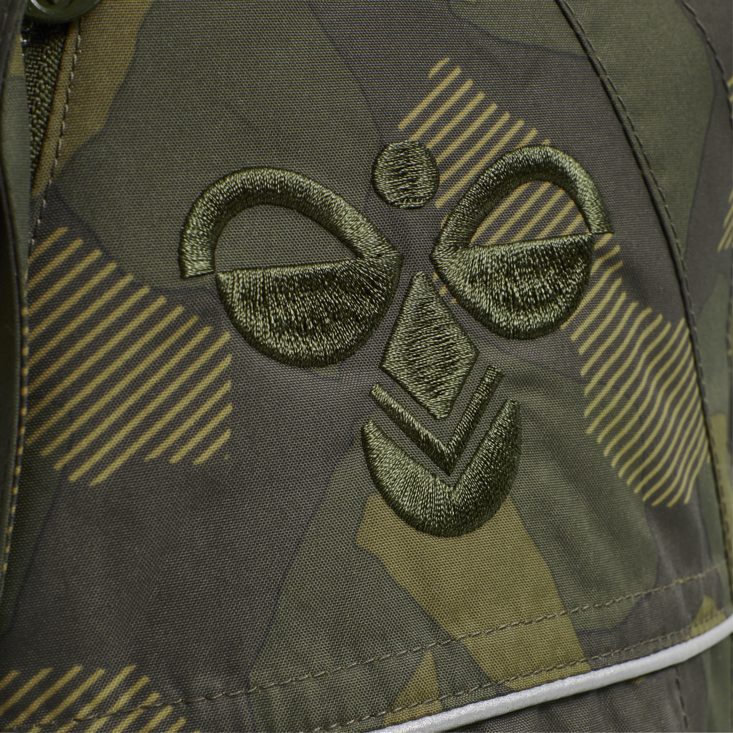hmlJESSIE JACKET, OLIVE NIGHT/ECRU OLIVE, packshot