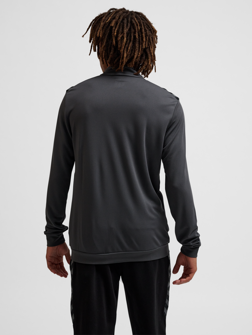 hmlAUTHENTIC PL ZIP JACKET, ASPHALT, model