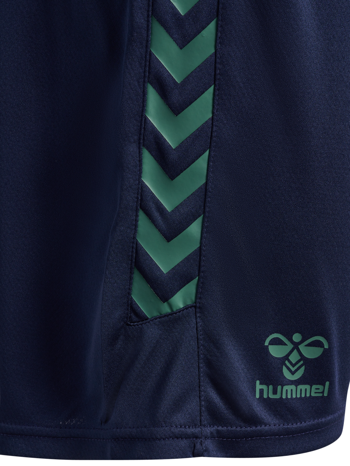 hmlSTALTIC POLY SHORTS, MARINE/DUCK GREEN, packshot