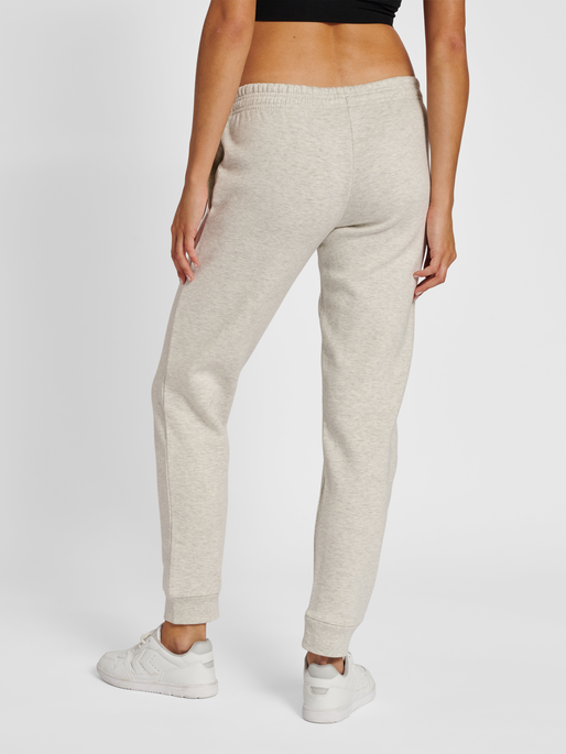 hmlMOVER COTTON CUFF PANTS WOMAN, EGRET MELANGE, model