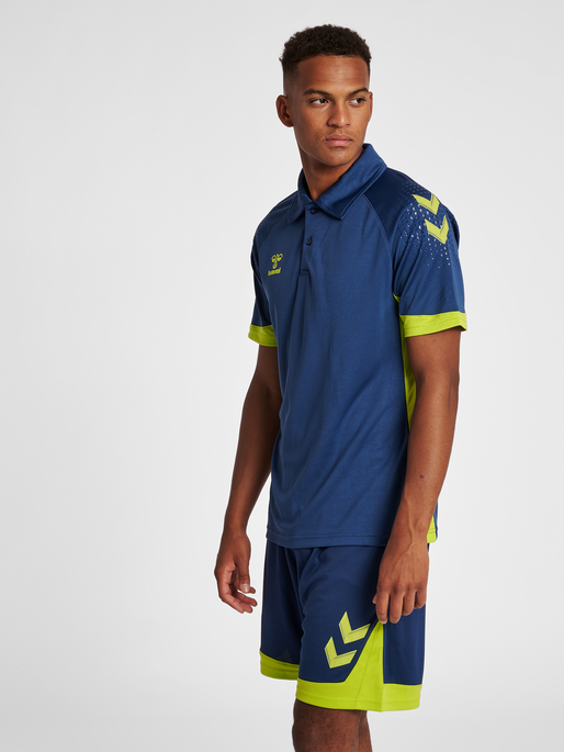 hmlLEAD FUNCTIONAL POLO, DARK DENIM, model