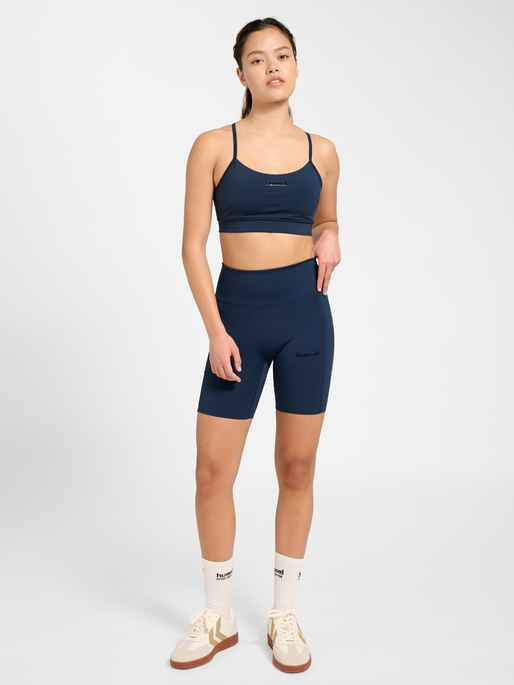 hmlPRIMA HW SHORT TIGHTS, DRESS BLUES, model