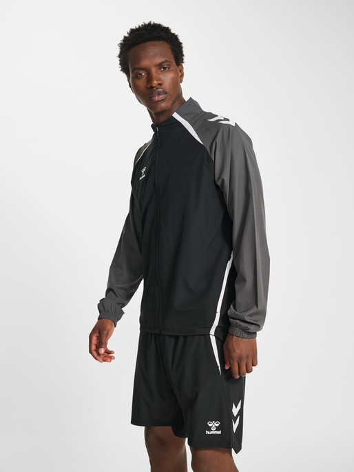 hmlLEAD 2.0 WOVEN JACKET, BLACK/ASPHALT, model