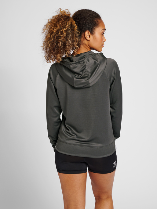 hmlGG12 ACTION ZIP HOODIE WOMAN, FORGED IRON, model