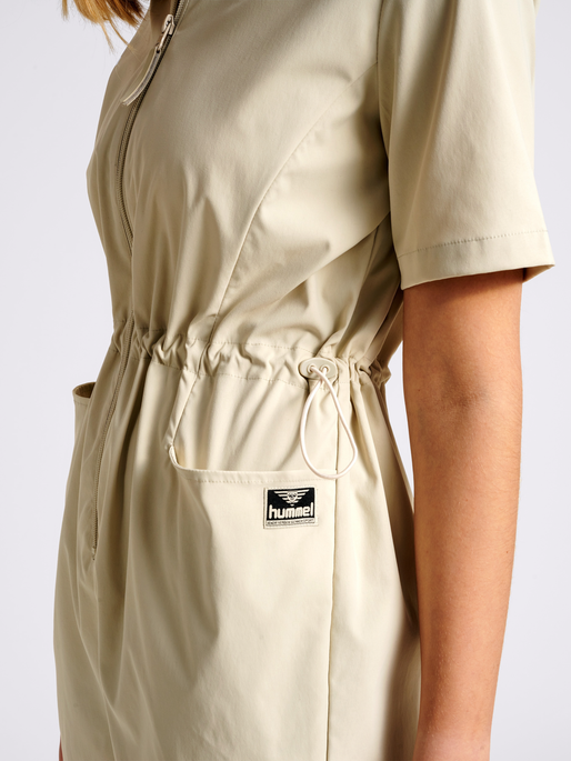 hmlSPARROW JUMPSUIT, 2046, model