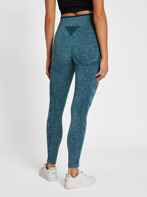 hmlMT UNA SEAMLESS MID WAIST TIGHTS, DEEP TEAL MELANGE, model