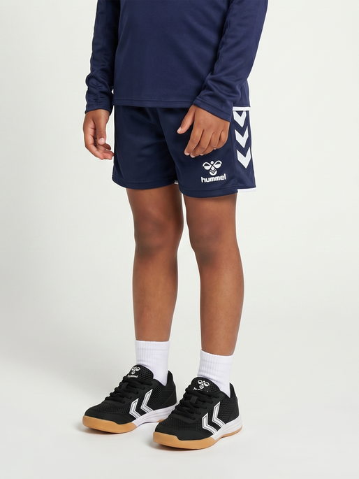 hmlCORE 2.0 SHORTS KIDS, MARINE/WHITE, model