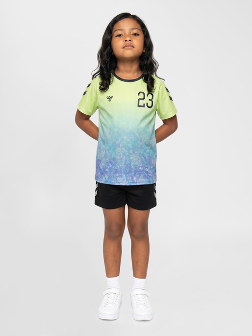 hmlSHIMMER T-SHIRT S/S, SHADOW LIME/BLACK, model