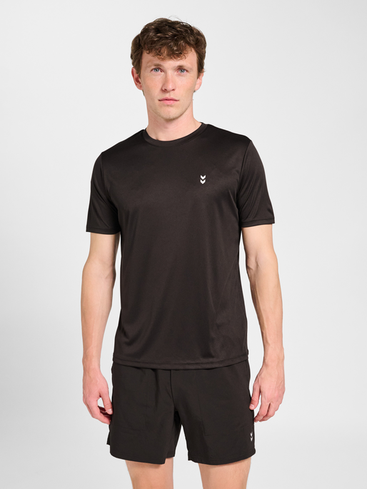 hmlPULSE TRAINING  T-SHIRT S/S, AFTER DARK, model