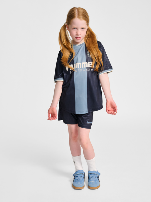 hmlJR LOOSE BALL  JERSEY S/S, PARISIAN NIGHT, model