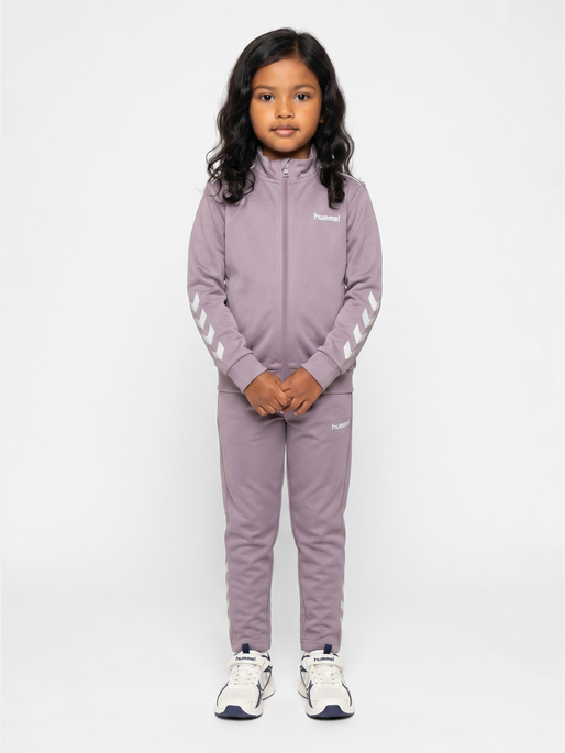 hmlJR TRACKSUIT, SEA FOG, model