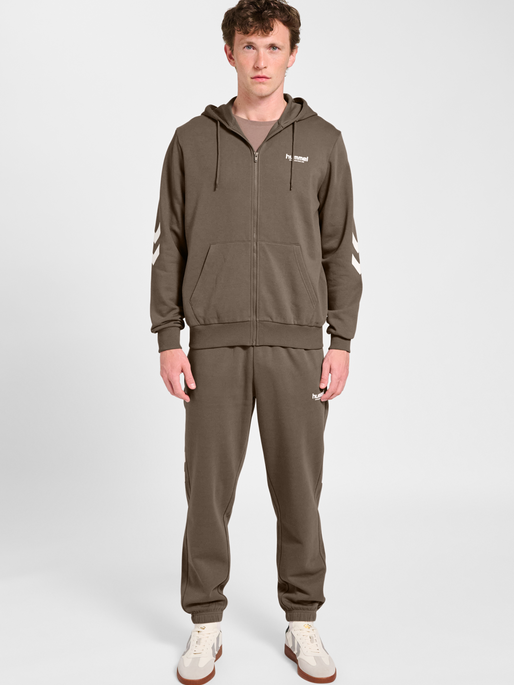 hmlLEGACY 2.0 ZIP HOODIE, DARK NIGHT, model