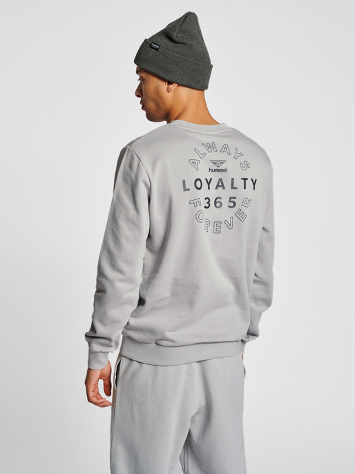 hmlLGC LOYALTY SWEATHIRT, HARBOR MIST, model