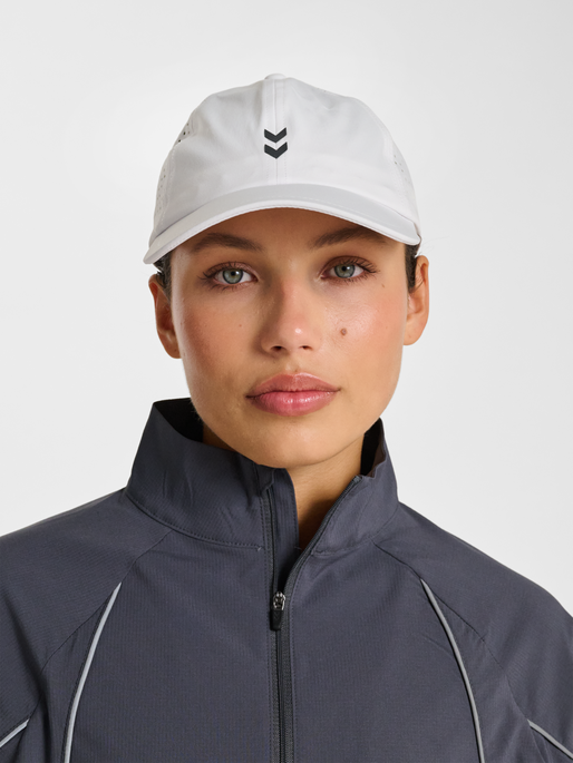 hmlPULSE  SPORTS CAP, WHITE, model