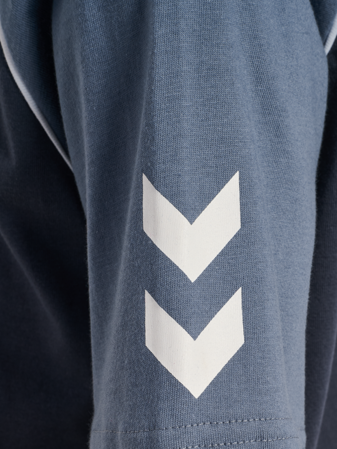 hmlJR ROLF T-SHIRT S/S, OMBRE BLUE, packshot