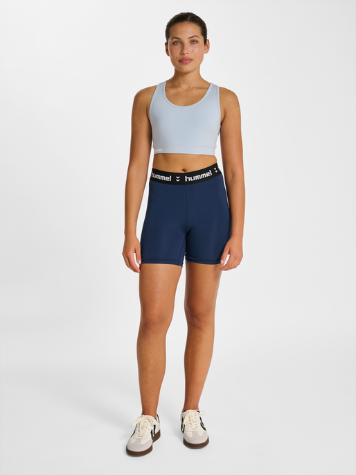 hmlPULSE MID WAIST SHORT TIGHTS, DRESS BLUES, model