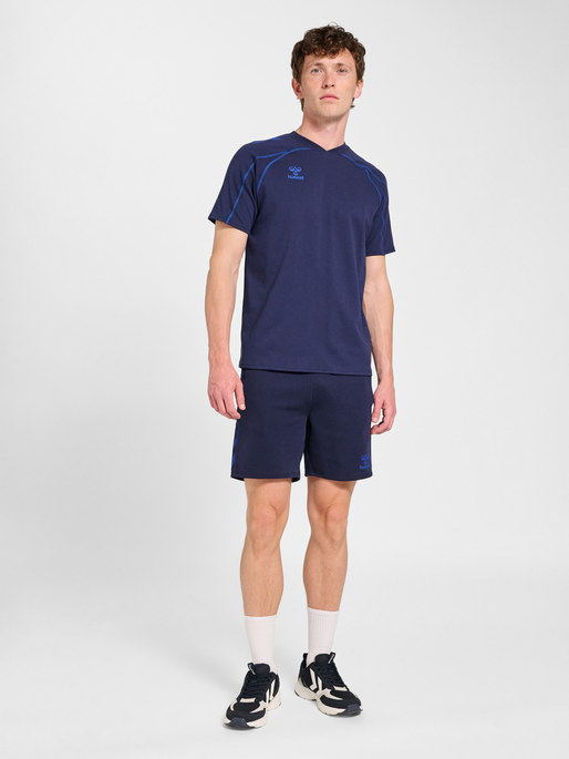 hmlMOVE 2.0 SHORTS, MARINE, model