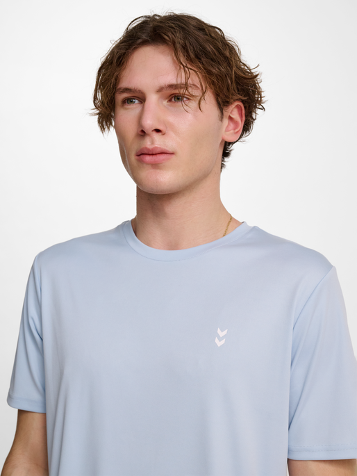 hmlPULSE TRAINING  T-SHIRT S/S, SKYWAY, model