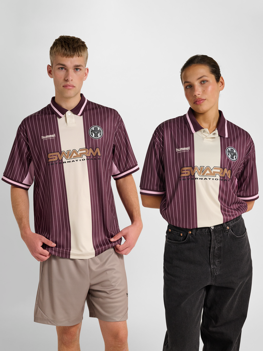 hmlLOOSE FB JERSEY S/S STRIPED, VINEYARD WINE, model