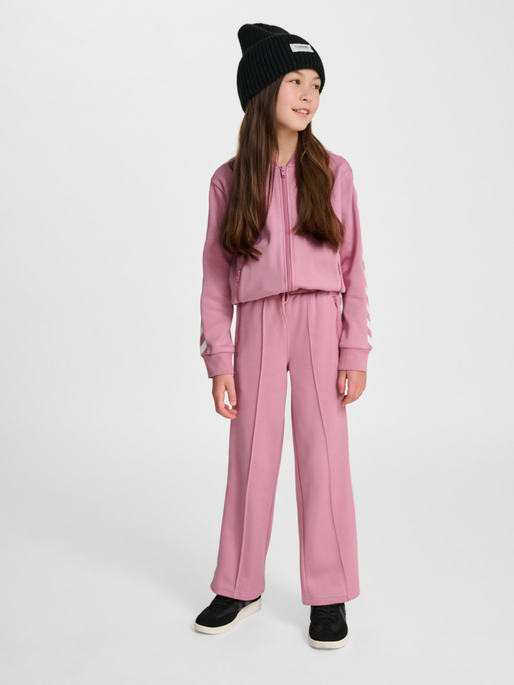 hmlJR ARCHIVE WIDE LEG POLY PANTS, POLIGNAC, model