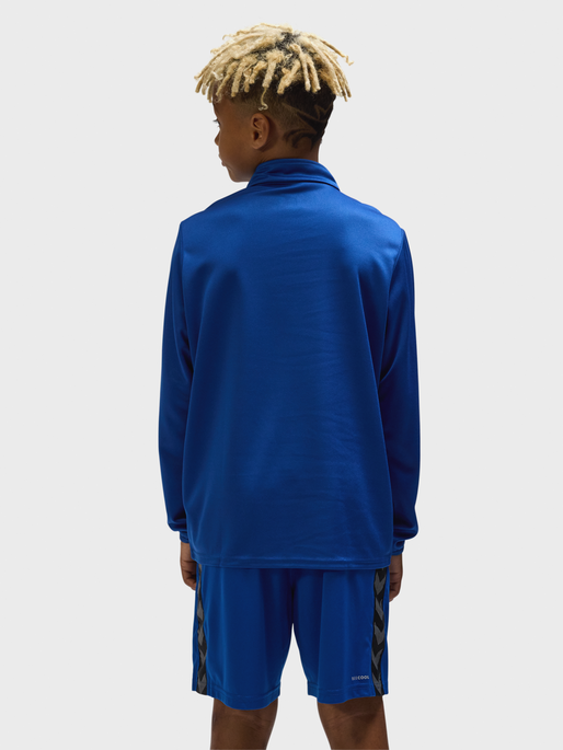 hmlESSENTIAL HALF-ZIP KIDS, TRUE BLUE, model